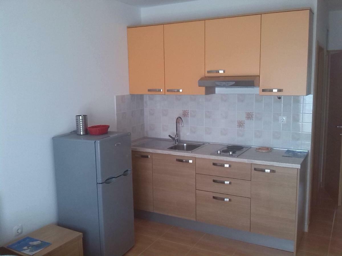 Apartmani Luna Novalja Ngoại thất bức ảnh