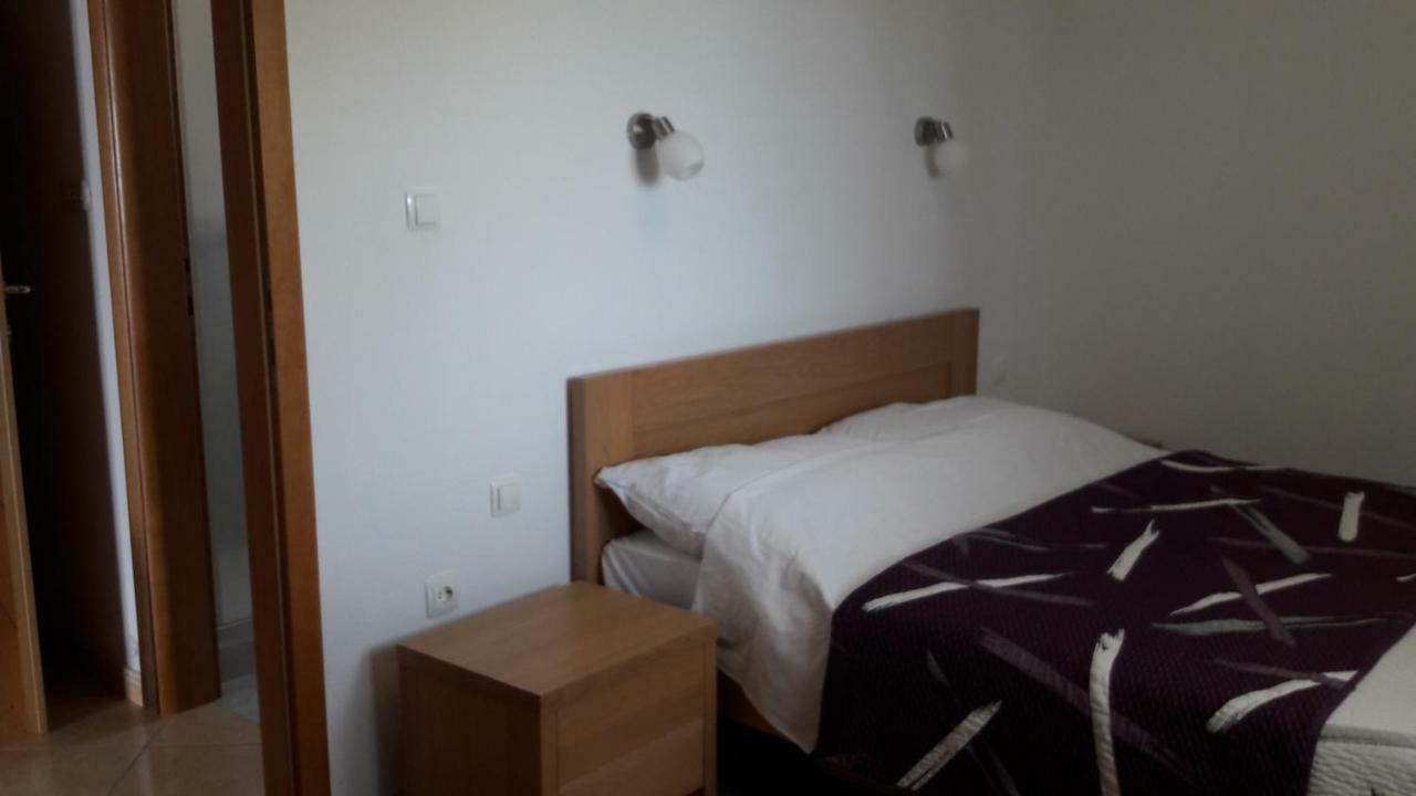 Apartmani Luna Novalja Ngoại thất bức ảnh